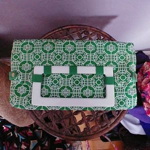 Old navy clutch purse